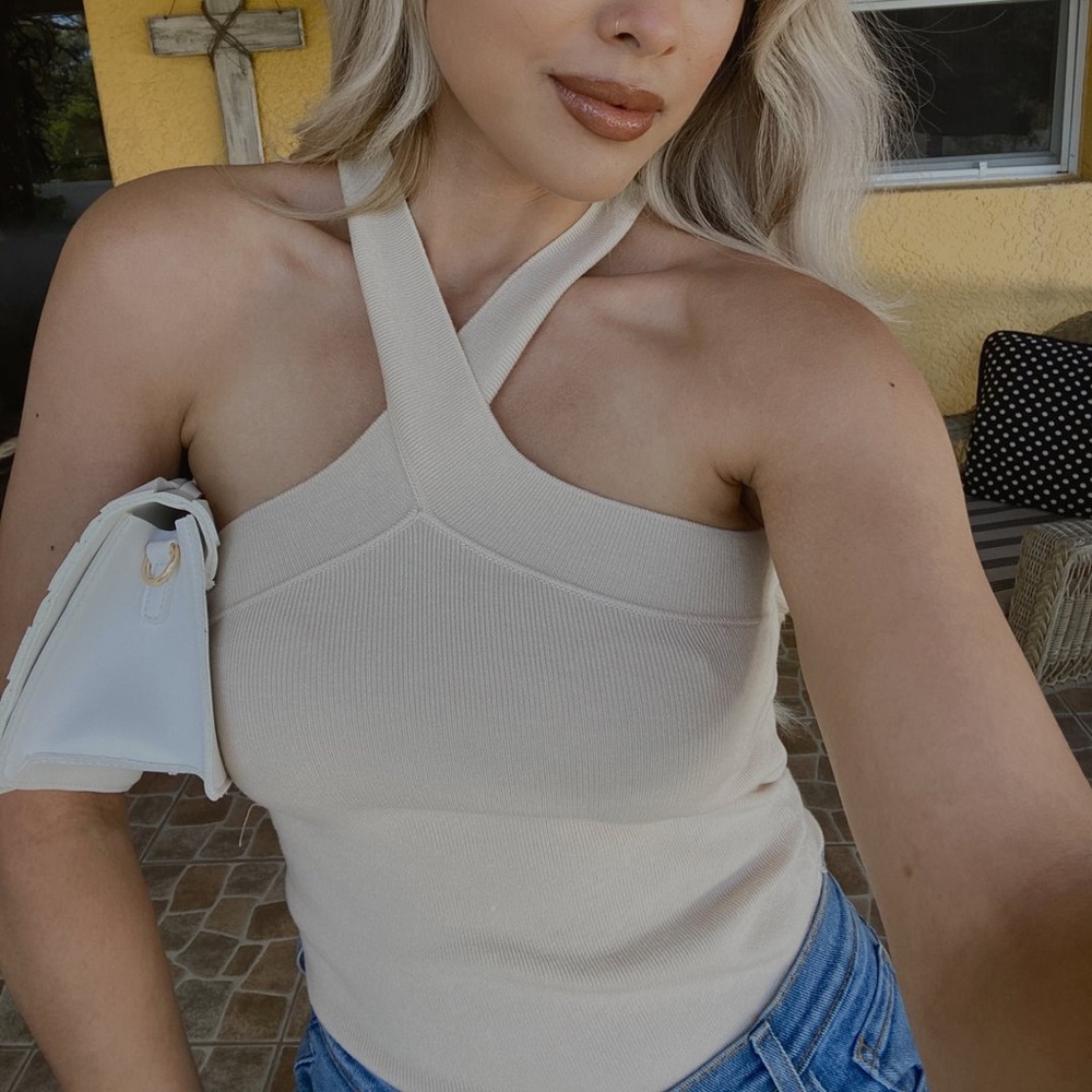 CRISS CROSS BODYSUIT